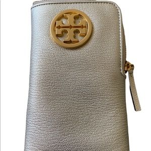 Tory Burch Phone Crossover Bag
